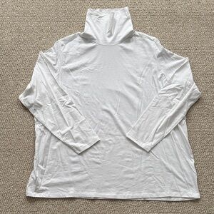 Lands' End Women's Lightweight White Long Sleeve Turtleneck